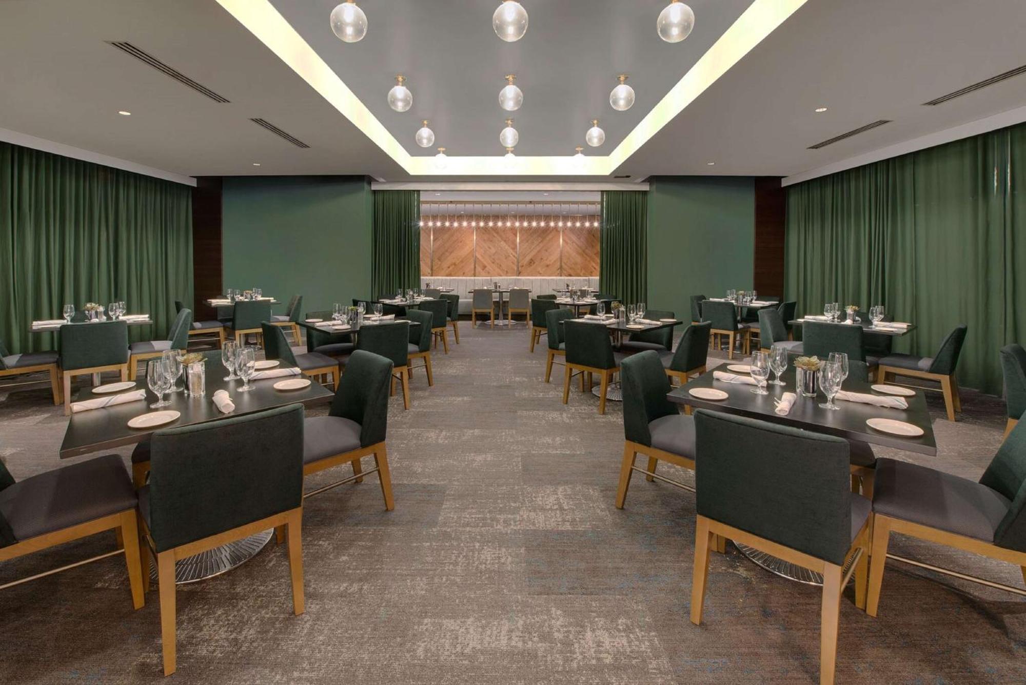 Hilton Atlanta Hotel Kültér fotó
